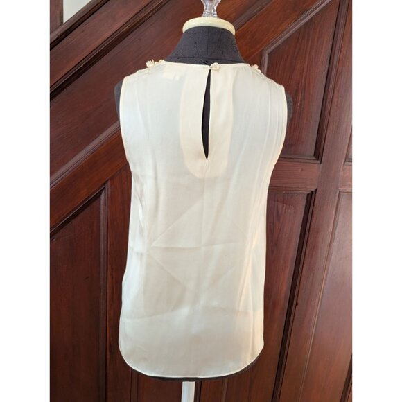 Kate Spade Ivory Sleeveless Silk Blouse With 3D Floral Collar Embellishment M - Picture 3 of 7